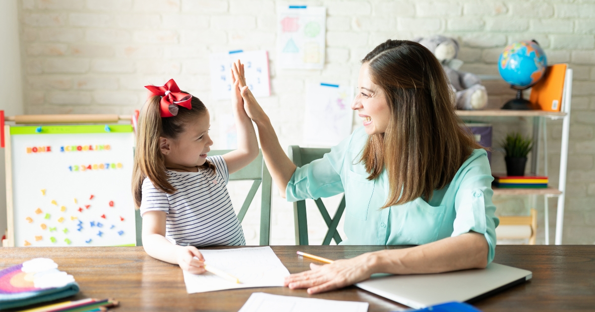 Want to learn how to organize your homeschool space? Click to learn how organizing your homeschool can create a fun and functional learning environment.