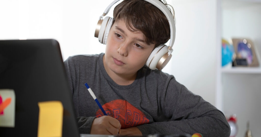 What You Should Know Before Signing Up For An Online Curriculum