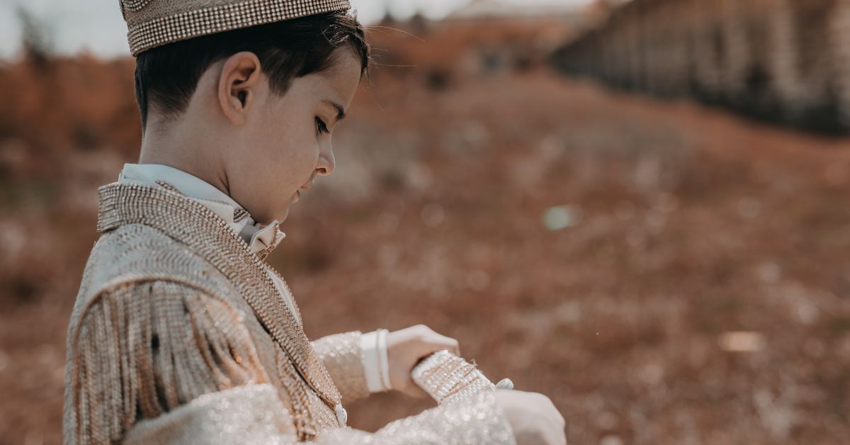 Leverage Local Resources Through Field Trips And Digital Exploration