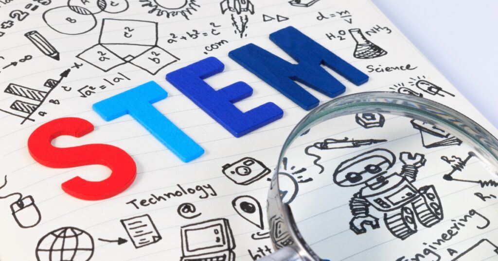 Engaging STEM Projects for Mixed-Age Student Groups