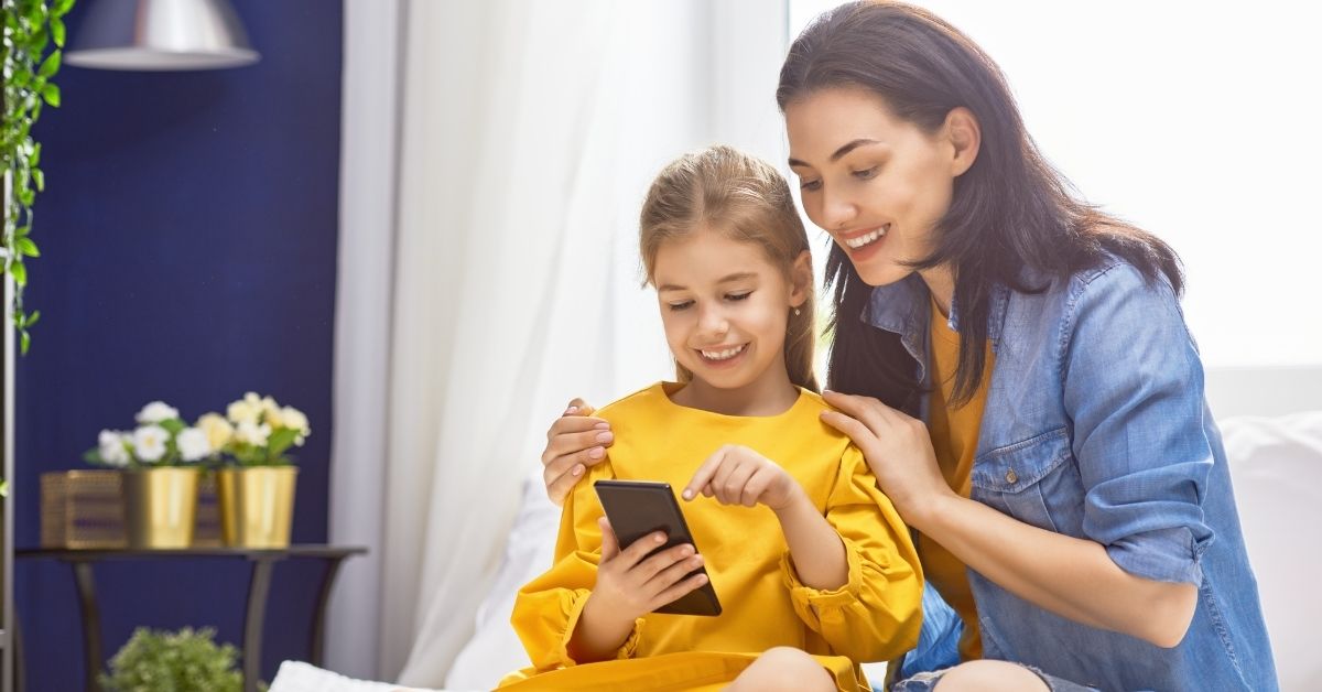 Should You Teach Your Child About Social Media In Homeschool?