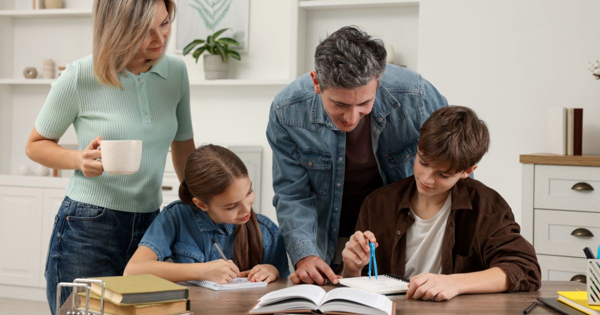 Unschooling Vs Radical Unschooling: The Main Differences - DKM Homeschool Resource Unschooling Vs Radical Unschooling: The Main Differences