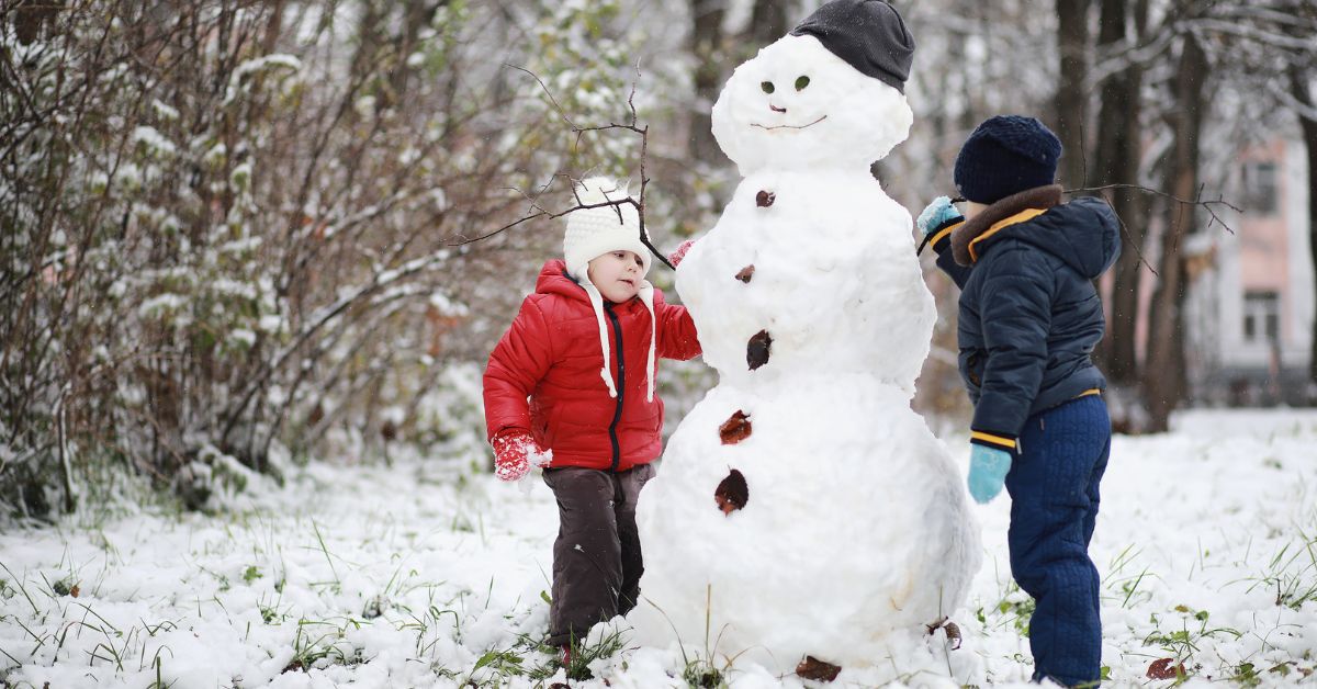 Winter Art Class: How To Capture The Spirit Of The Season With Your Child